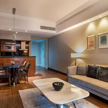 Ξενοδοχείο Marriott 5*