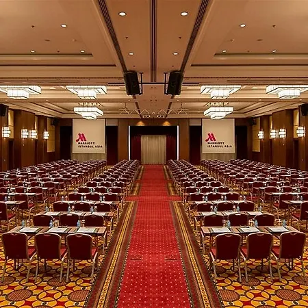 Marriott Hotell 5*