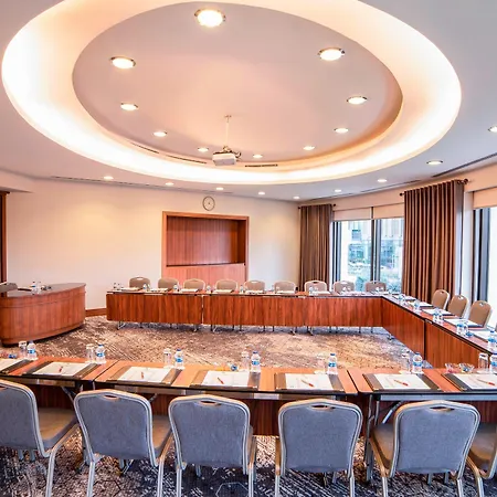Marriott Hotel 5*